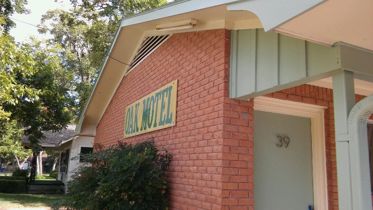 The Oak Motel La Grange Luaran gambar