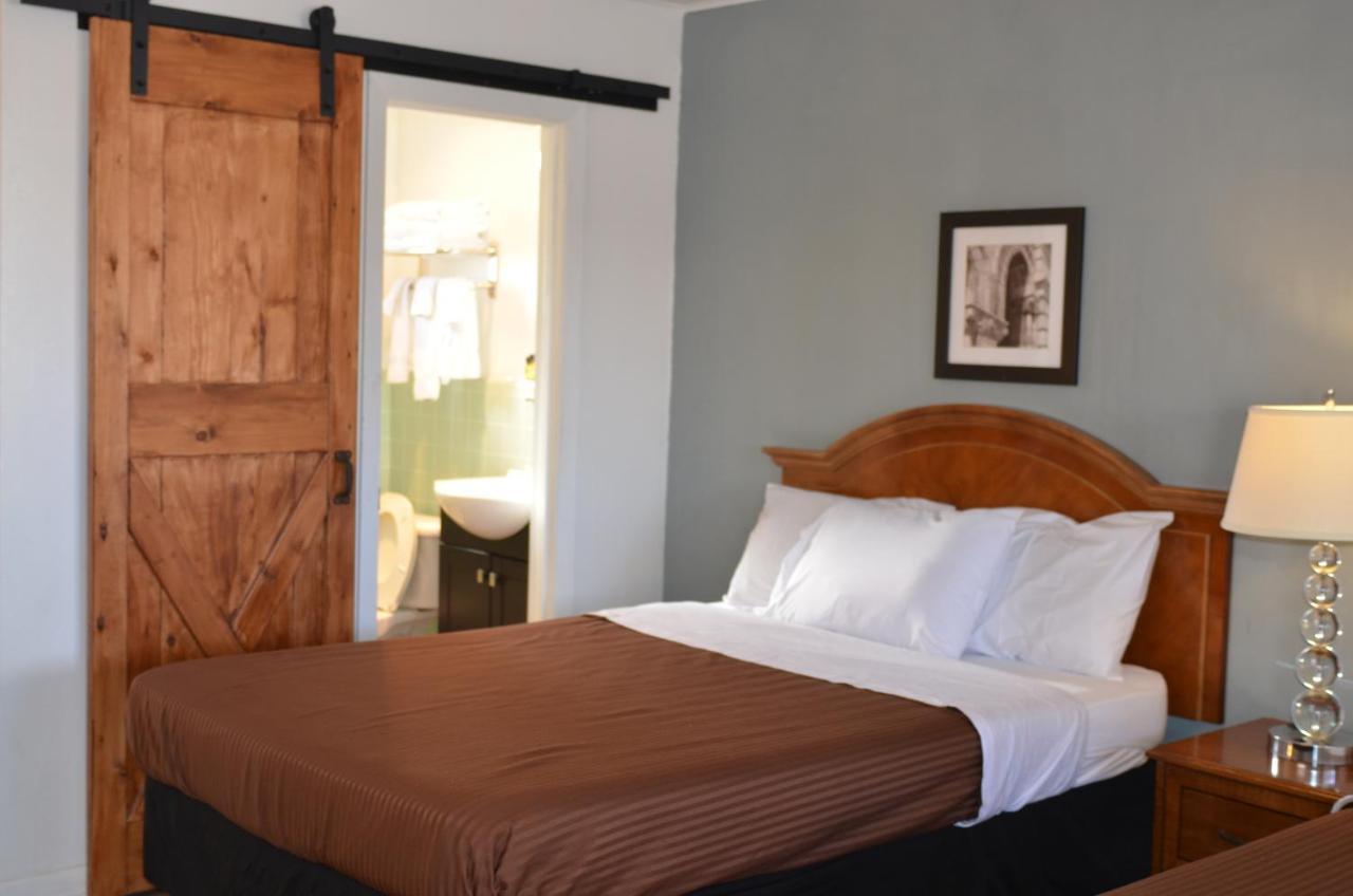 The Oak Motel La Grange Luaran gambar